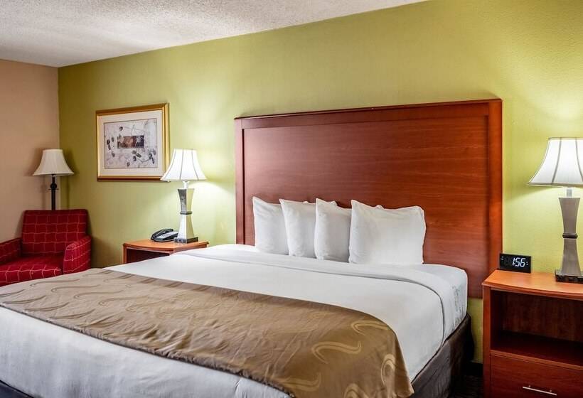 带2个双人床的标准工作室, Quality Inn Trinidad