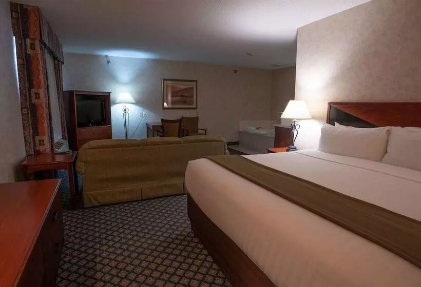 سوییت لوکس, Miles City Hotel & Suites