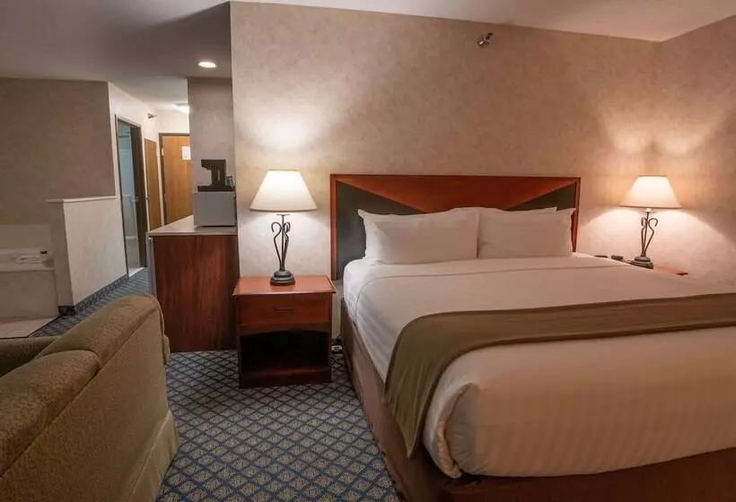 سوییت لوکس, Miles City Hotel & Suites