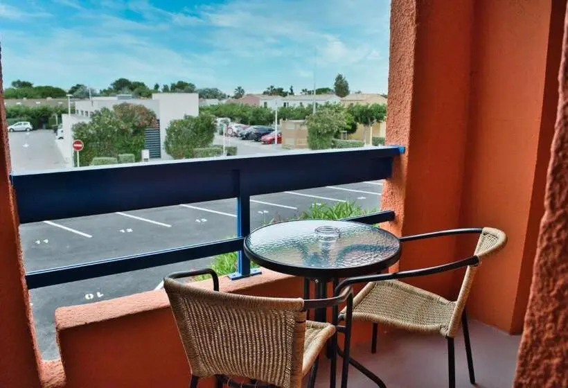 景色の見えるトリプルスタンダードルーム, Cit Hotel Des 2 Golfs