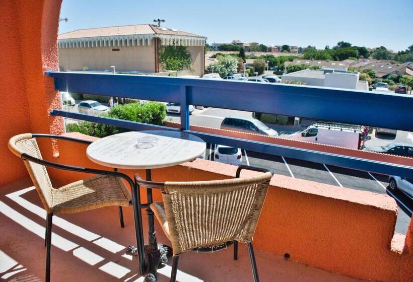 Трехместный Номер Стандарт с Видом, Cit Hotel Des 2 Golfs