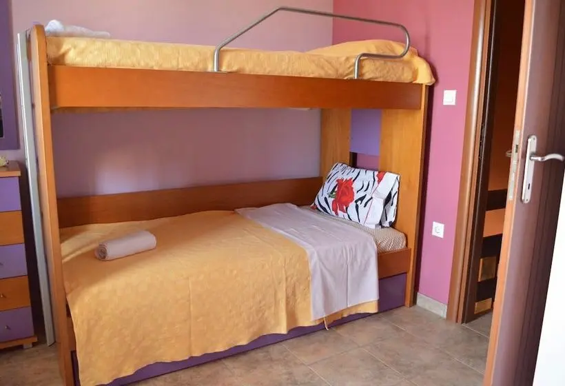 ２ベッドルームハウス, Sweet N  Cozy Maisonette