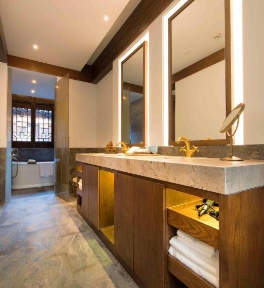 סוויטה, The Yihe Garden