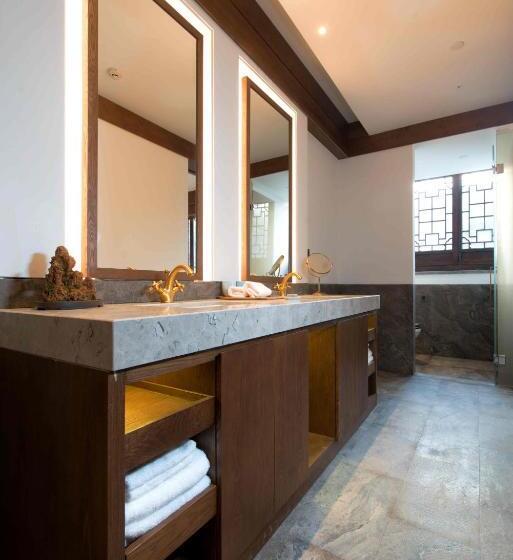 סוויטה, The Yihe Garden