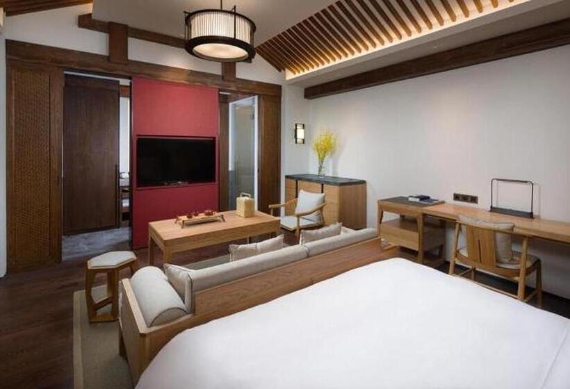 חדר דלוקס, The Yihe Garden