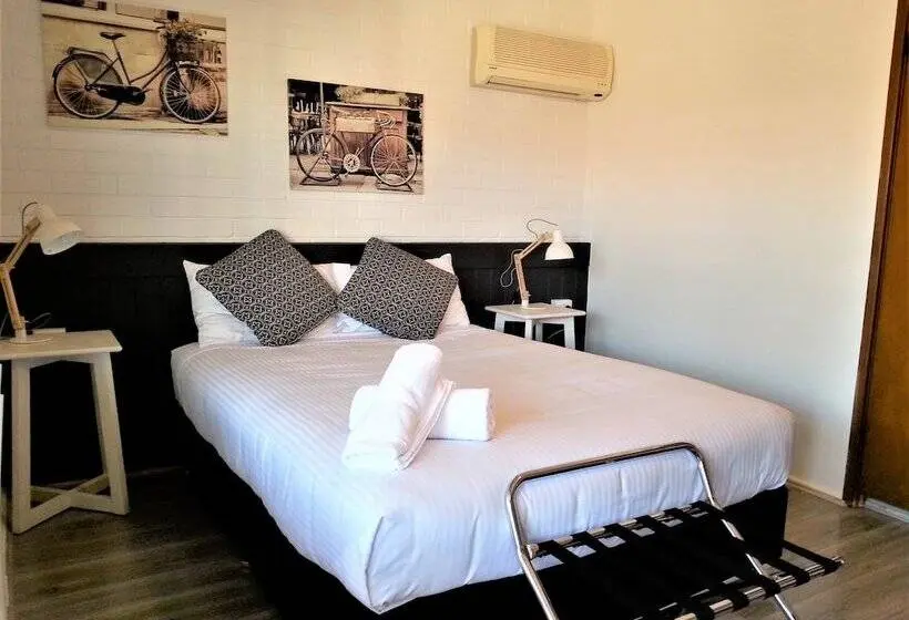 スタンダードルーム, Kurri Motor Inn
