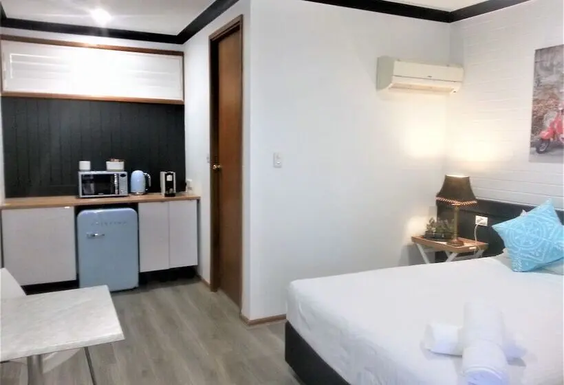 スタンダードルーム, Kurri Motor Inn