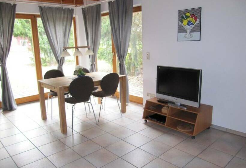 منزل غرفة نوم واحدة, Buchenweg 40a