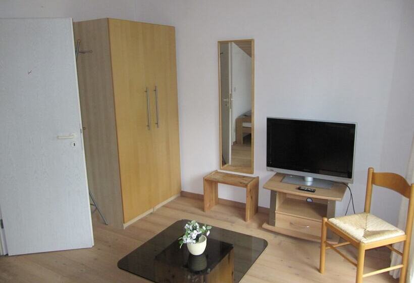 منزل غرفة نوم واحدة, Buchenweg 40a