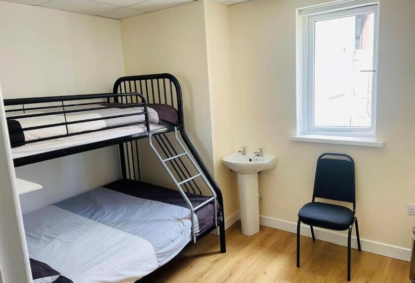 Трежместный Номер Economy, Greenway & Copper Coast Hostel