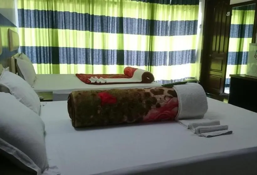 Economy Quadruple Room, Well Park Resort
