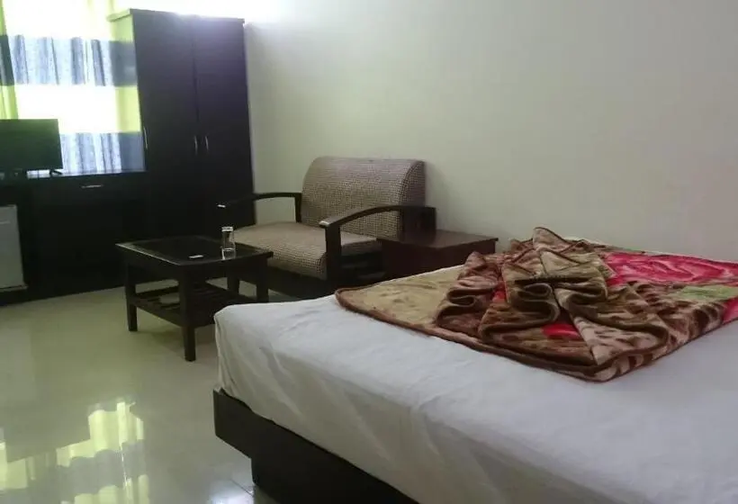 Economy Quadruple Room, Well Park Resort