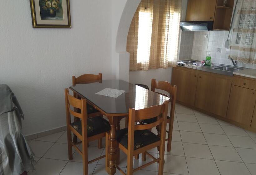 Вилла 2 Спальни, Kavousanos Apartments