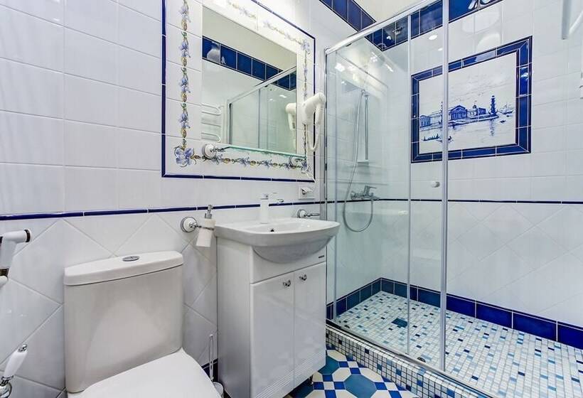 스탠다드 스튜디오, Apartments Near Palace Square