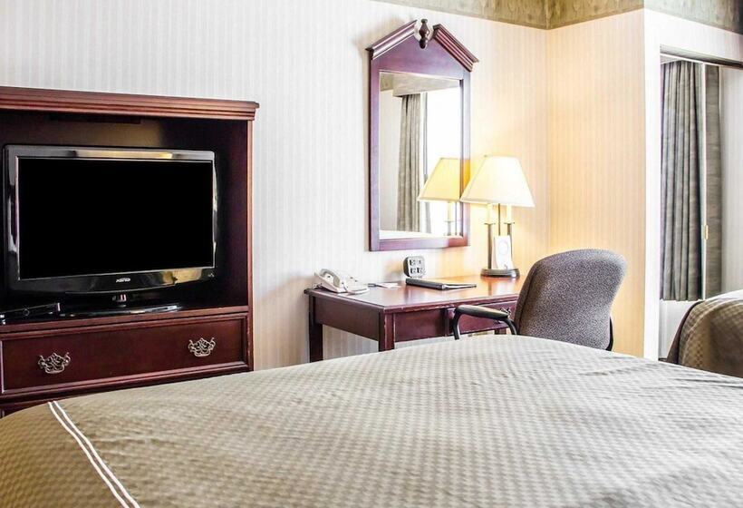 جناح, Comfort Suites Mcalester