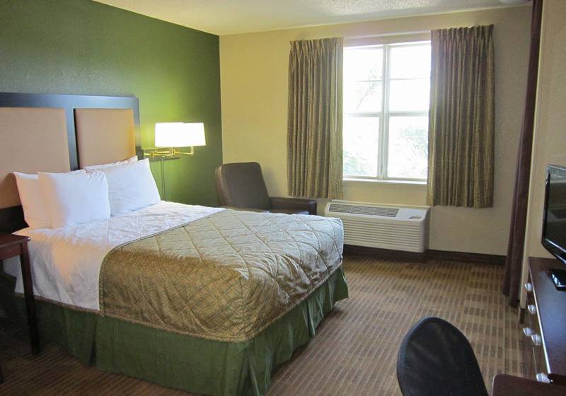 סוויטה, Extended Stay America Suites  Boca Raton  Commerce