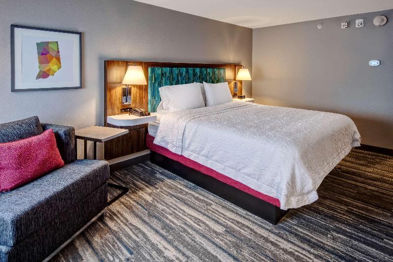 غرفة قياسية لذوى الاحتياجات الخاصة, Hampton Inn New Albany Louisville West