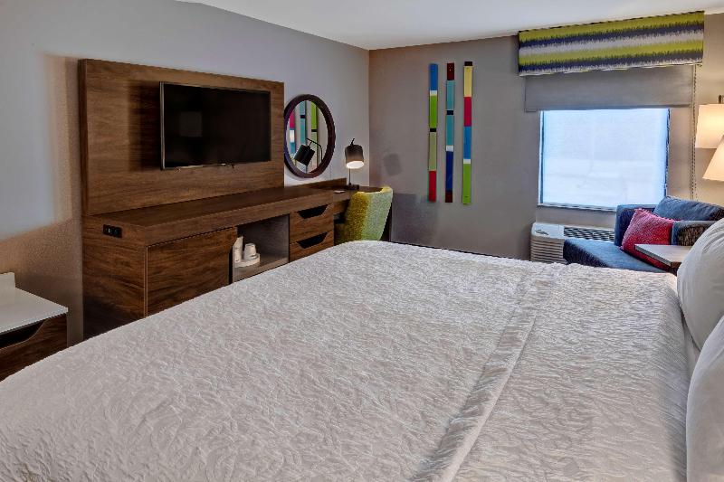 غرفة قياسية سرير كينج, Hampton Inn New Albany Louisville West