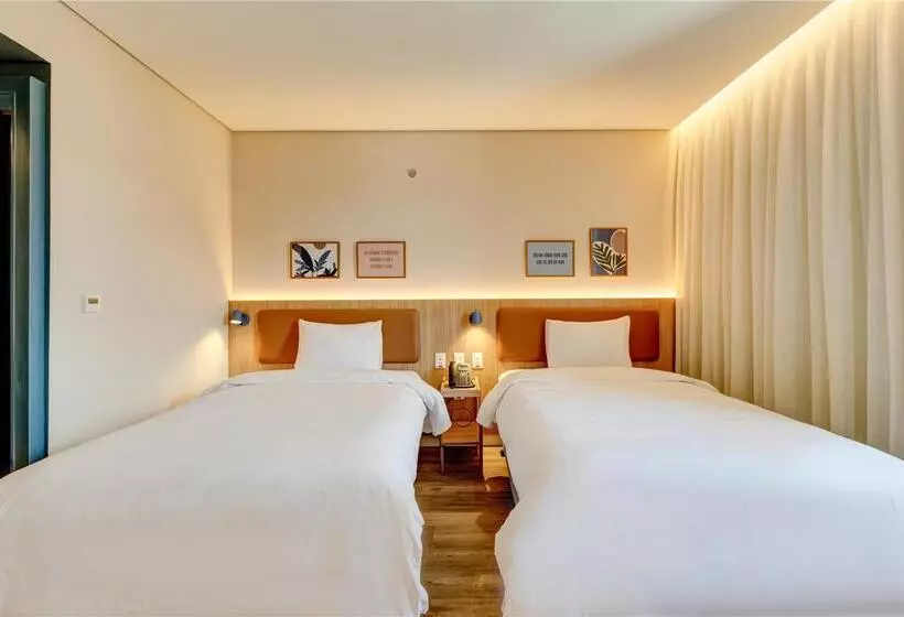 キングサイズベッドのスタンダードルーム, Hampton Inn New Albany Louisville West