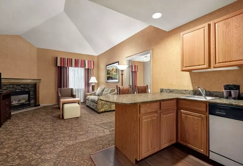 デラックススイート, Homewood Suites By Hilton Syracuse/liverpool