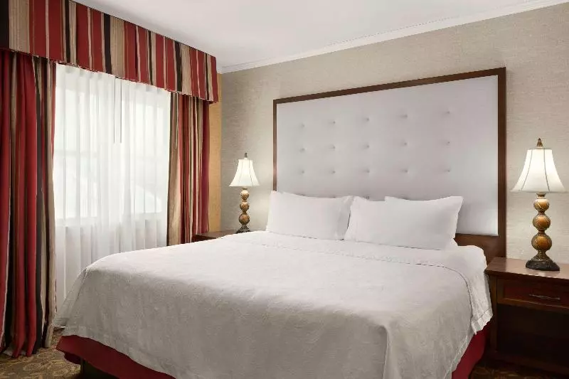 キングサイズベッドのスイートルーム, Homewood Suites By Hilton Syracuse/liverpool