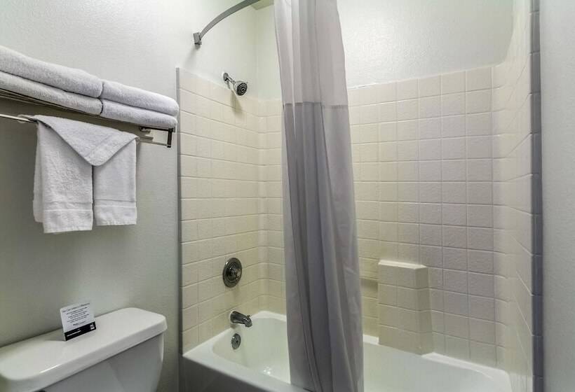 Quarto Estandar 2 Camas Casal, Quality Inn Fresno Near University