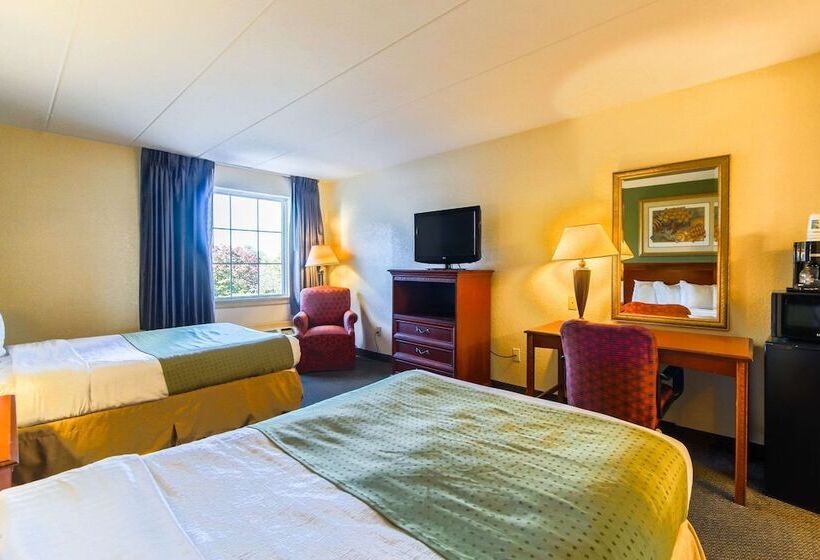 带2个双人床的标准工作室, Quality Inn & Suites Conference Center