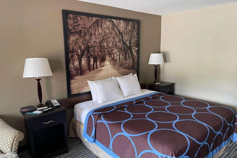 Mozgáskorlátozott Standard Szoba, Super 8 By Wyndham Elberton