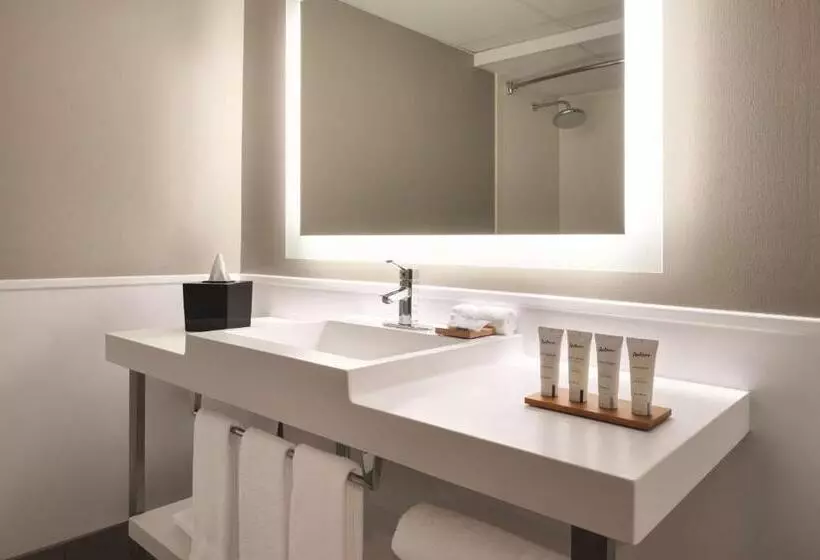 Sviitti King-vuode, Wyndham Garden Conference Center Champaign/urbana