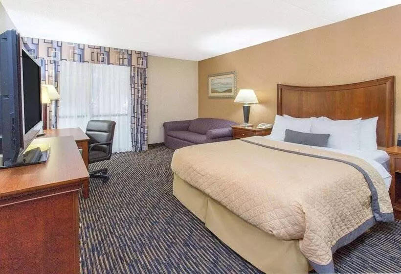 Bisneshuone, Wyndham Garden Conference Center Champaign/urbana