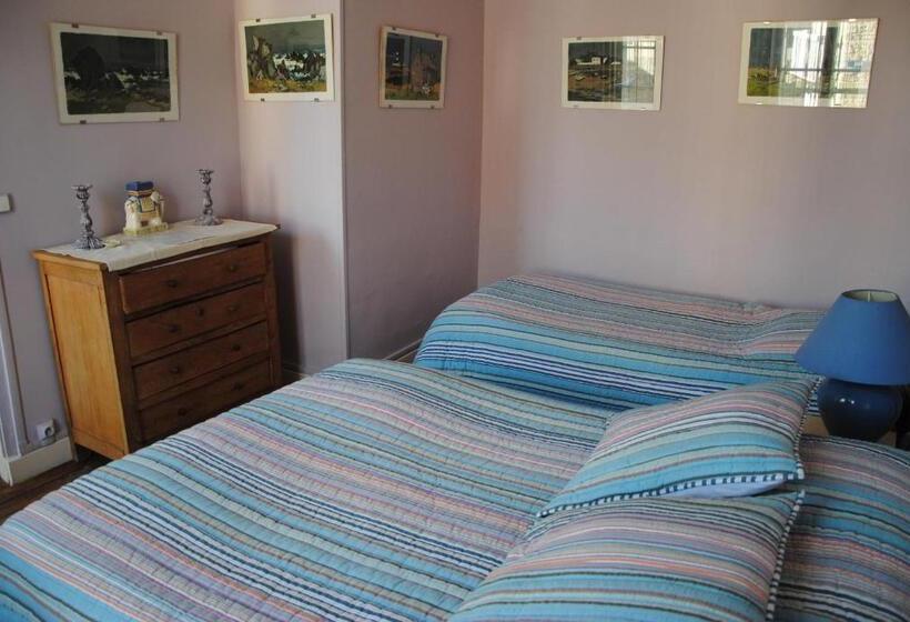 חדר סטנדרט לשלושה, Chambres Chez Mounie