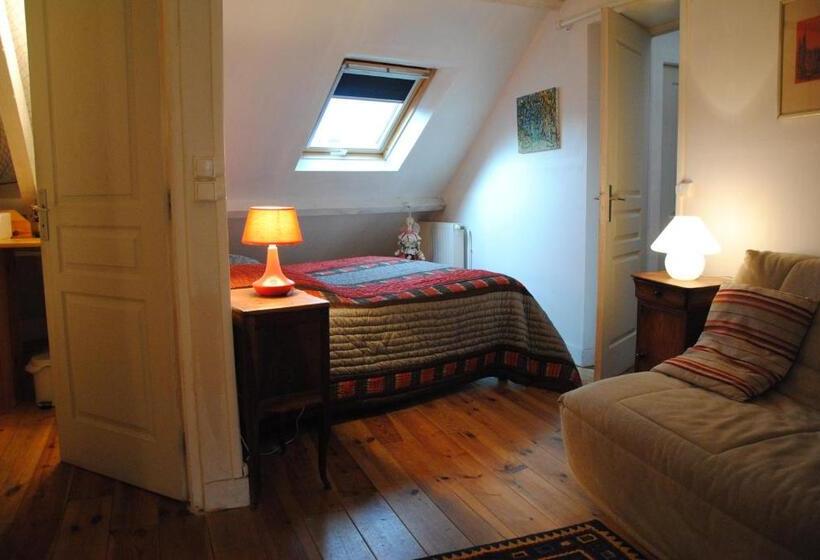 家庭套房, Chambres Chez Mounie