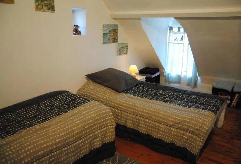 Perhesviitti, Chambres Chez Mounie