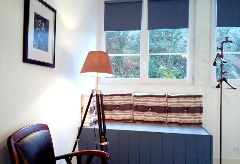 庭の見えるスタンダードトリプルルーム, Laiterie De Tocqueville