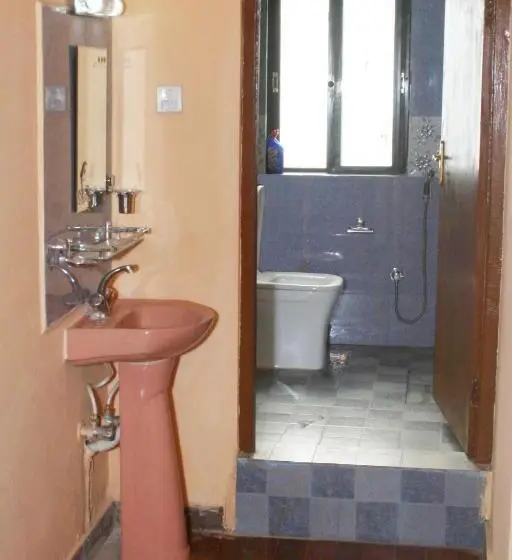 اتاق لوکس, Sitapaila Home Stay And Apartment
