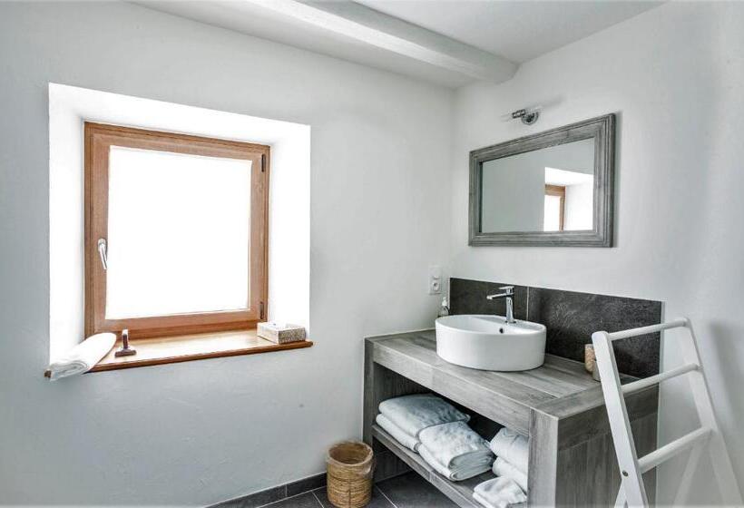 חדר סטנדרט, La Pierre D Eau