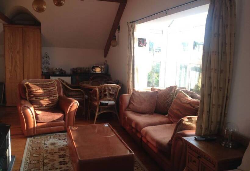 דירת חדר נוף לים, The Moorings B&b