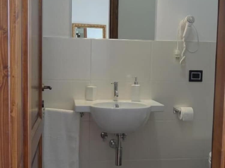 اتاق لوکس, B&b La Casa Del Sarto