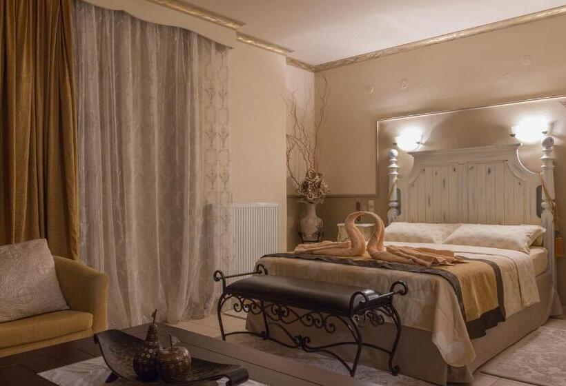 수피리어 룸, Akrolimnion