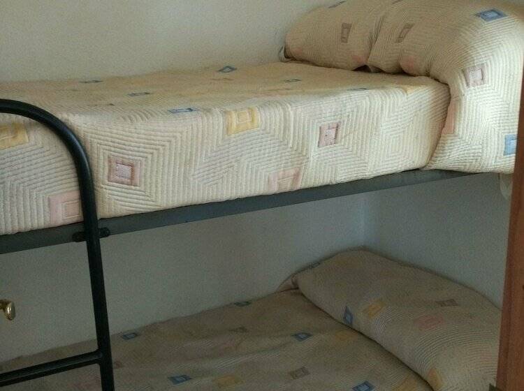 带2个卧室的标准洋房, Camping Iznate