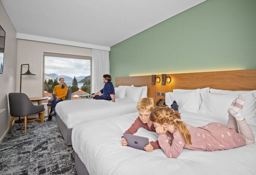 Номер Стандарт 2 Двуспальные Кровати, Holiday Inn Express & Suites Queenstown, An Ihg