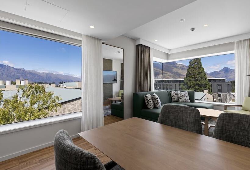 Люкс Вид на Горы, Holiday Inn Express & Suites Queenstown, An Ihg