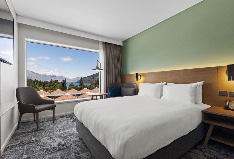 Номер Стандарт Двуспальная Кровать, Holiday Inn Express & Suites Queenstown, An Ihg