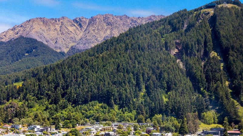 스탠다드 룸 산 전망, Holiday Inn Express & Suites Queenstown, An Ihg