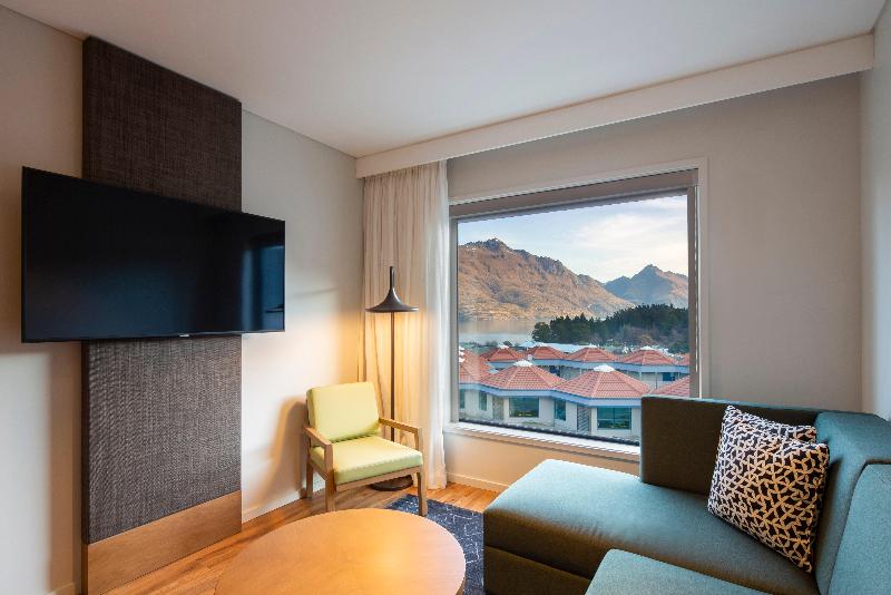 Люкс Вид на Горы, Holiday Inn Express & Suites Queenstown, An Ihg