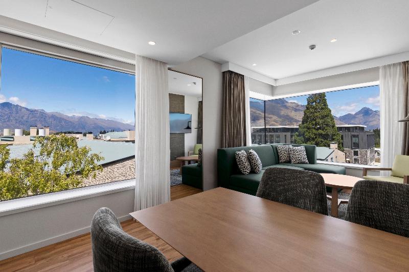 산 전망 스위트, Holiday Inn Express & Suites Queenstown, An Ihg