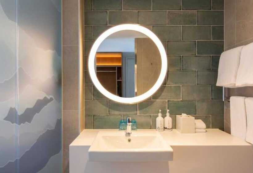 Номер Стандарт Двуспальная Кровать, Holiday Inn Express & Suites Queenstown, An Ihg