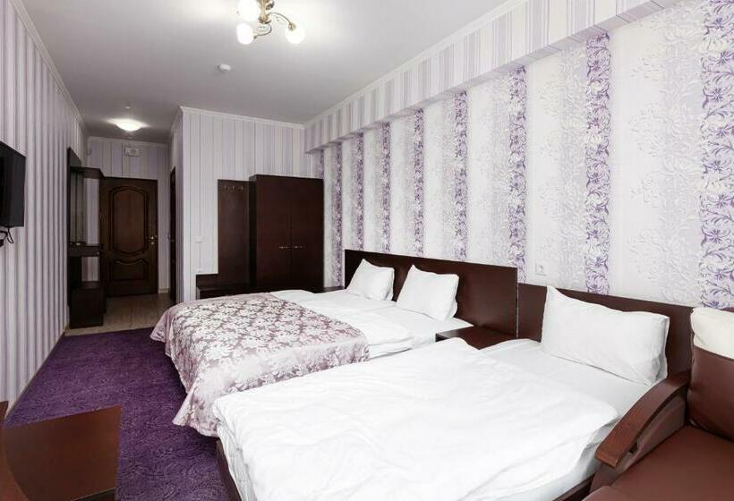 スタンダードトリプルルーム, Kasimir Resort Hotel & Spa