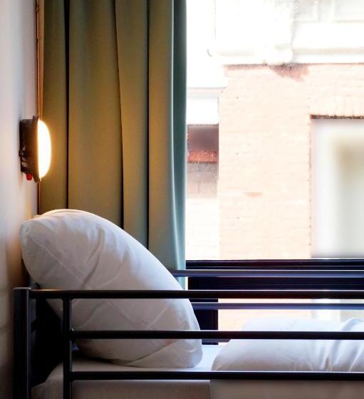 غرفة عائلية, Pink Flamingo Boutique Hostel