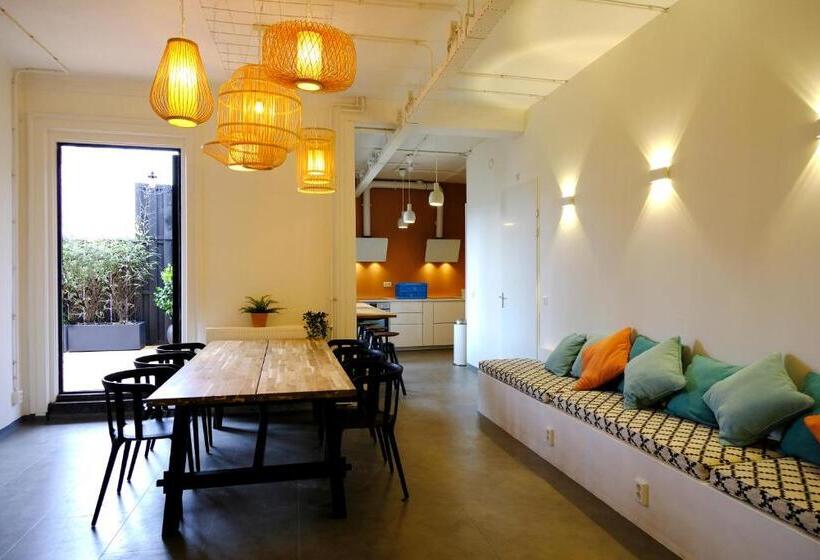 غرفة عائلية, Pink Flamingo Boutique Hostel